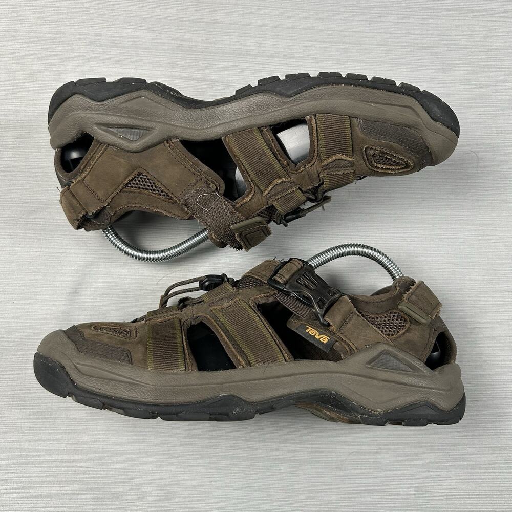 Teva Omnium 2 Men’s Size 9 Brown Leather Fisherman Sandals Hiking Shoes 1019179